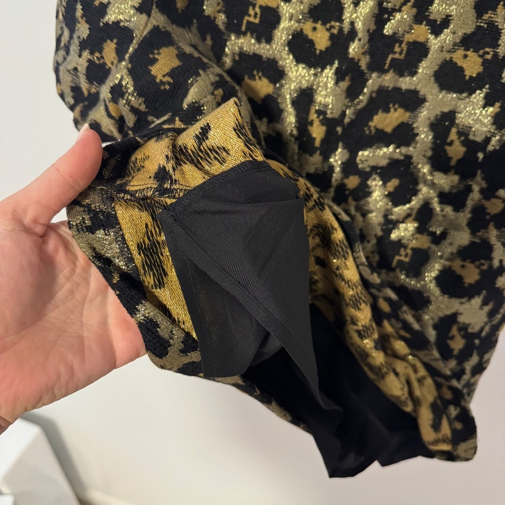 Leopard/Cheetah Print Ribboned Top - Picture 5 of 5